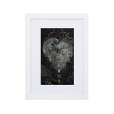 gerahmtes poster auf mattem papier mit passepartout  "metal heart" weiß / 21×30 cm
